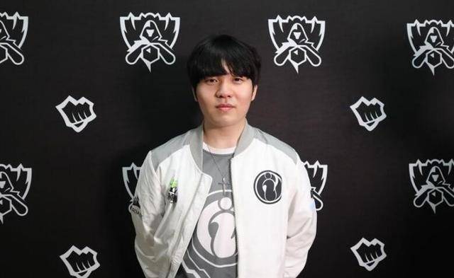 队的未来发 队的未来发