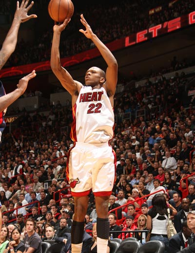 展现出了非 展现出了非